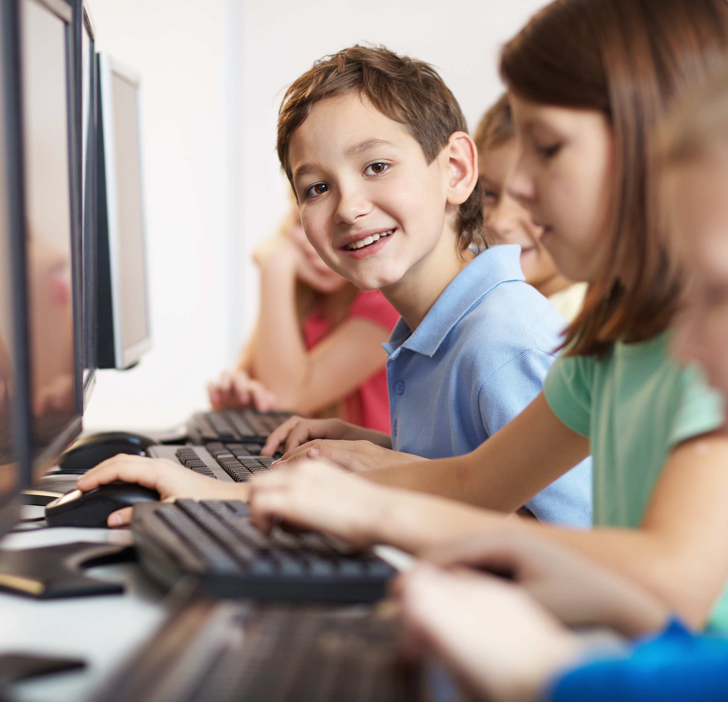 kids on computers